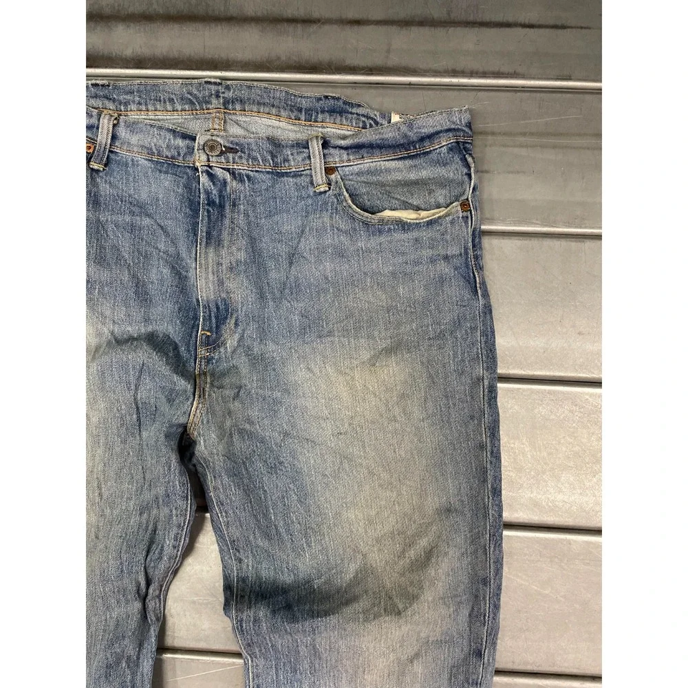 Levis 541 White Oak Denim Jeans Mens 40x32 Blue Light Medium Wash Denim Athletic